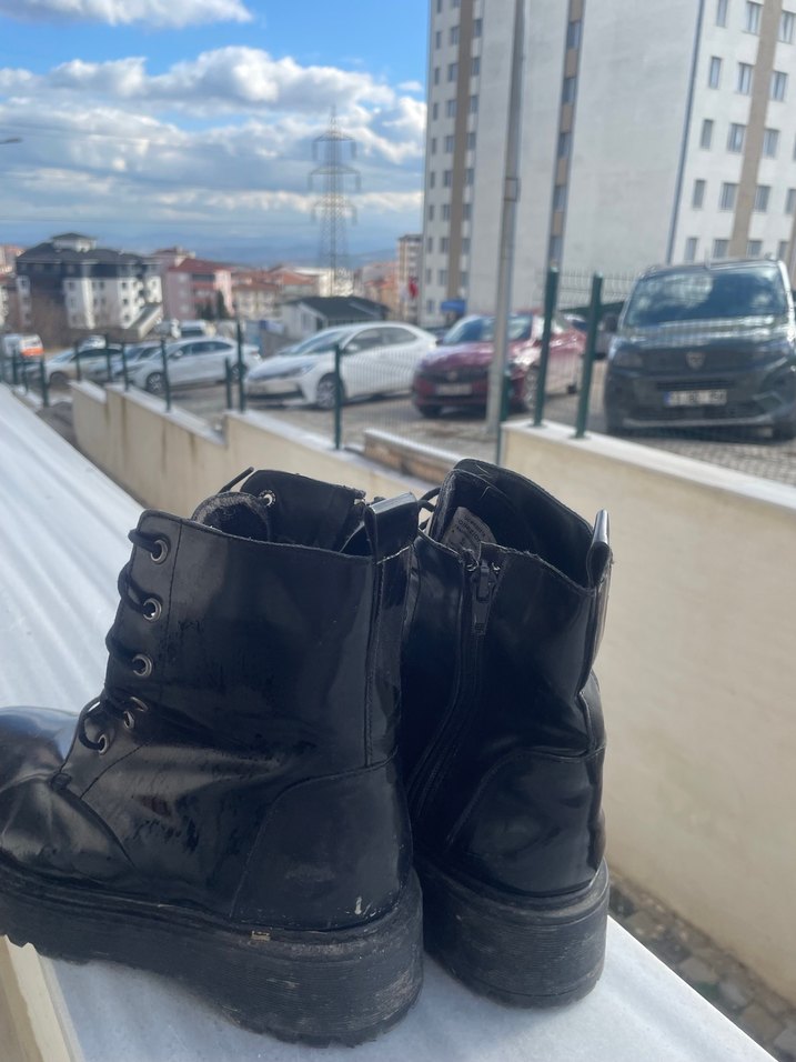 Siyah Platform Topuklu Punk Tarzı Kadın Bot - Görsel 5