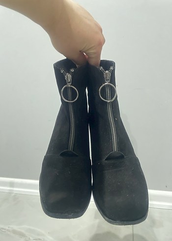 Siyah Süet Tokalı Blok Topuklu Kadın Bot - Görsel 2