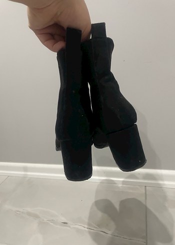 Siyah Süet Tokalı Blok Topuklu Kadın Bot - Görsel 5