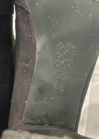 Siyah Süet Tokalı Blok Topuklu Kadın Bot - Görsel 6