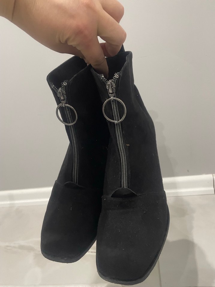 Siyah Süet Tokalı Blok Topuklu Kadın Bot - Görsel 3