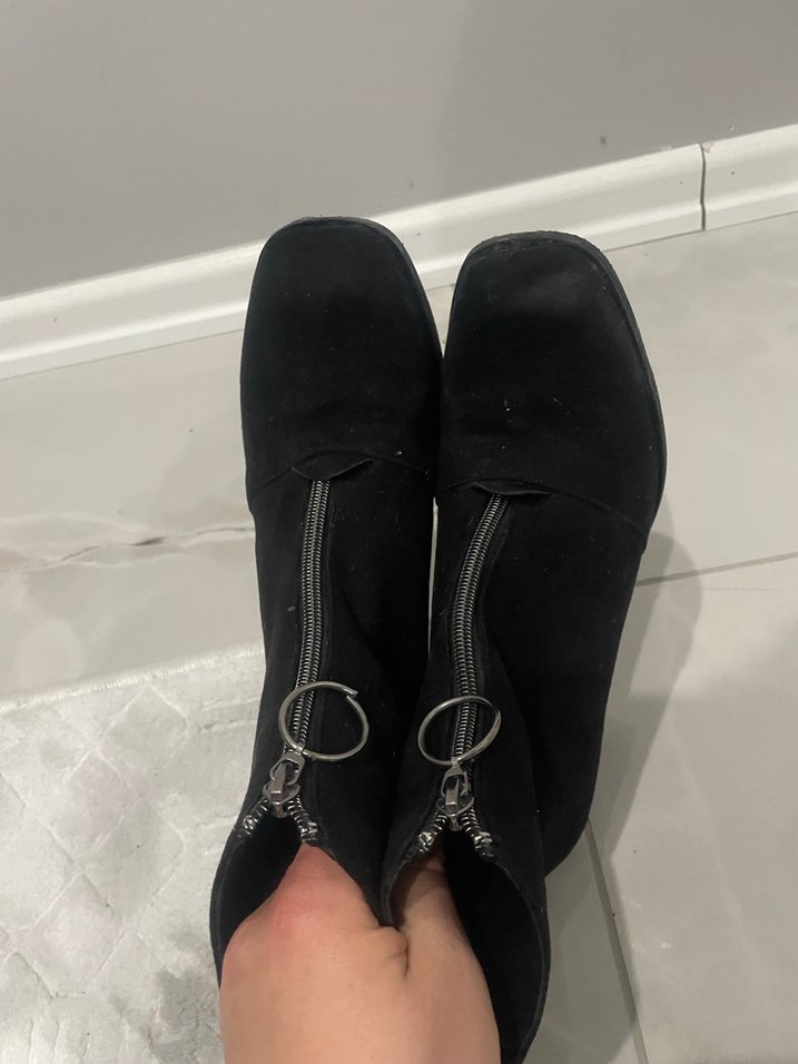 Siyah Süet Tokalı Blok Topuklu Kadın Bot - Görsel 4