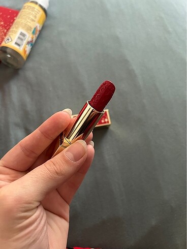  Beden kırmızı Renk Estée Lauder Ruj