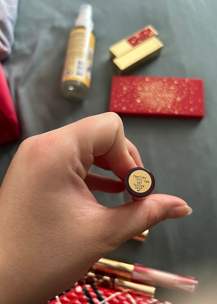 Estée Lauder Lip Gloss - Görsel 2