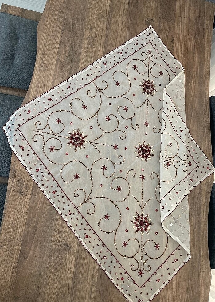 14 parça boncuk işlemeli salon örtü takımı - Görsel 3