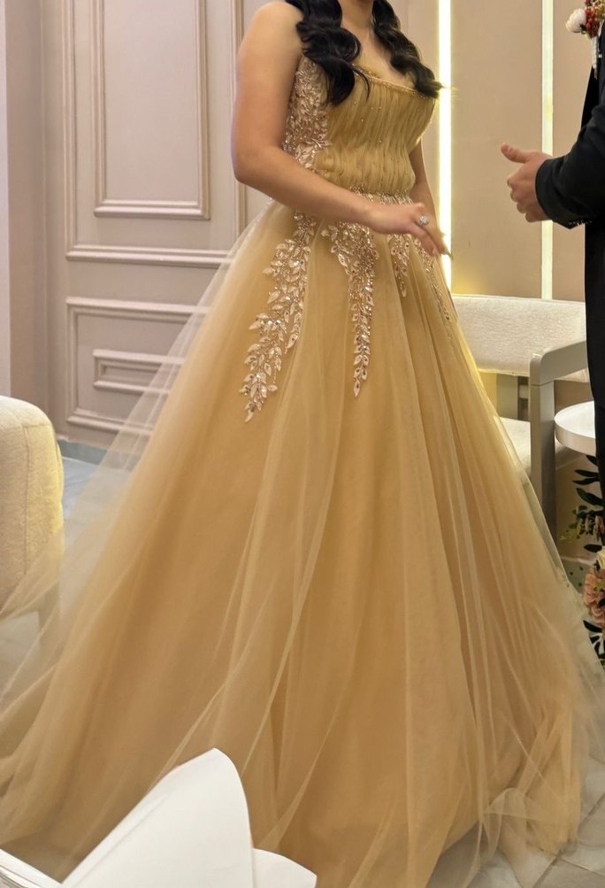 Uzun Strappy Transparan Altın Nişan Elbisesi - Görsel 2