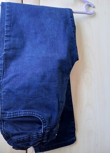 Erkek çocuk beli lastikli kot pantolon