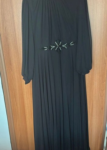 Siyah Tesettür Abiye