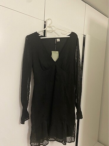 m Beden siyah Renk H&M elbise