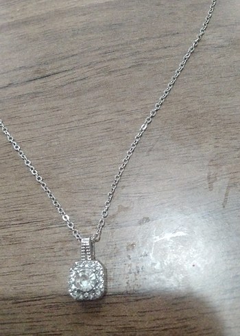 Gri Zincir Detaylı Minimalist Takı Seti - Görsel 4