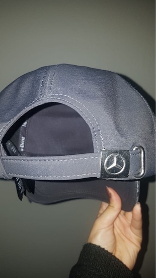 Diğer Mercedes şapka