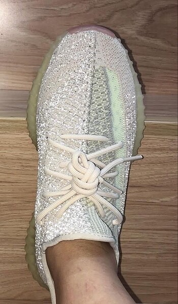 38 Beden ten rengi Renk Adidas Yeezy 350