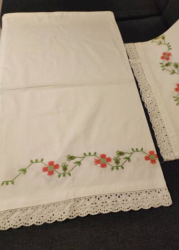 Nakışlı Beyaz Yastık Kılıfı Seti - Görsel 2