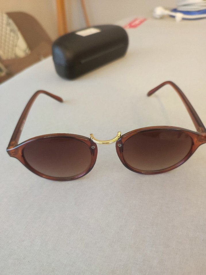 Şeffaf kahverengi vintage kadın güneş gözlüğü - Görsel 3