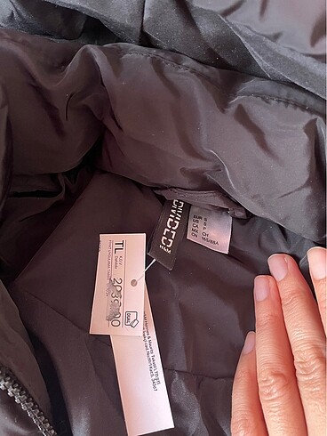 s Beden siyah Renk H&M uzun pofuduk mont