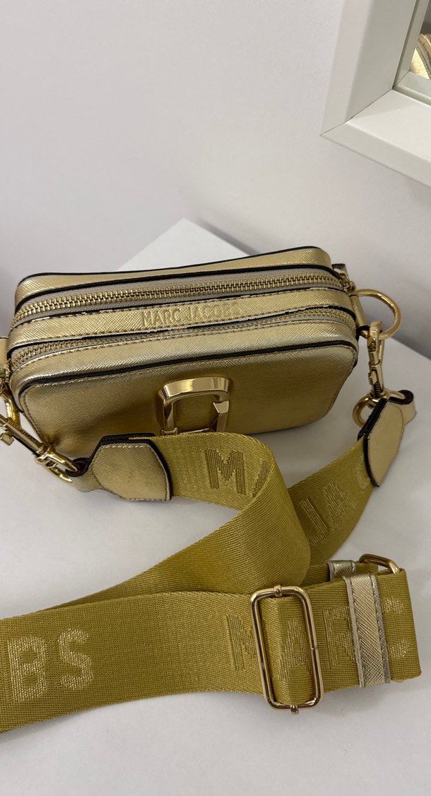 Altın Renkli Kadın Deri Çapraz Çanta - Görsel 3