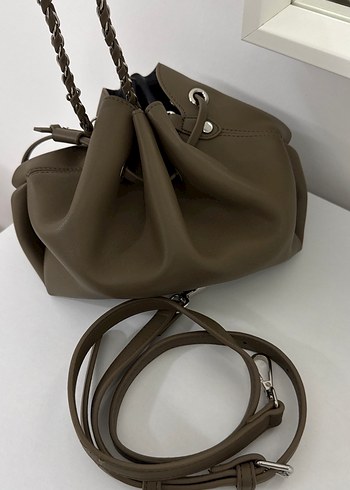 Zincir Detaylı Bej Deri Kadın Çanta - Görsel 2