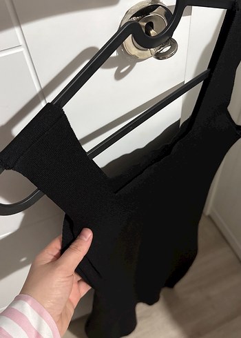 Siyah Elbise - Görsel 2