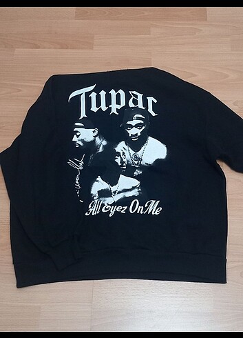 tupac sweatshirt