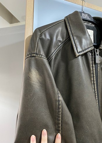 Gevşek Kesim Haki Deri Ceket - Görsel 3
