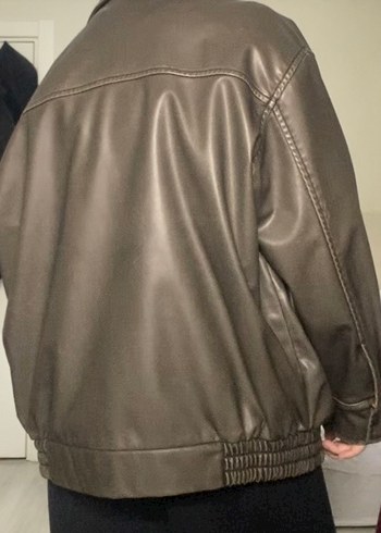 Gevşek Kesim Haki Deri Ceket - Görsel 7