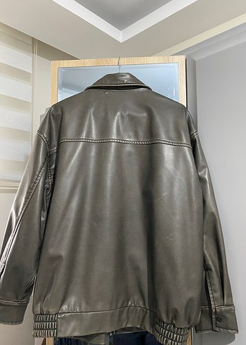 Gevşek Kesim Haki Deri Ceket - Görsel 4