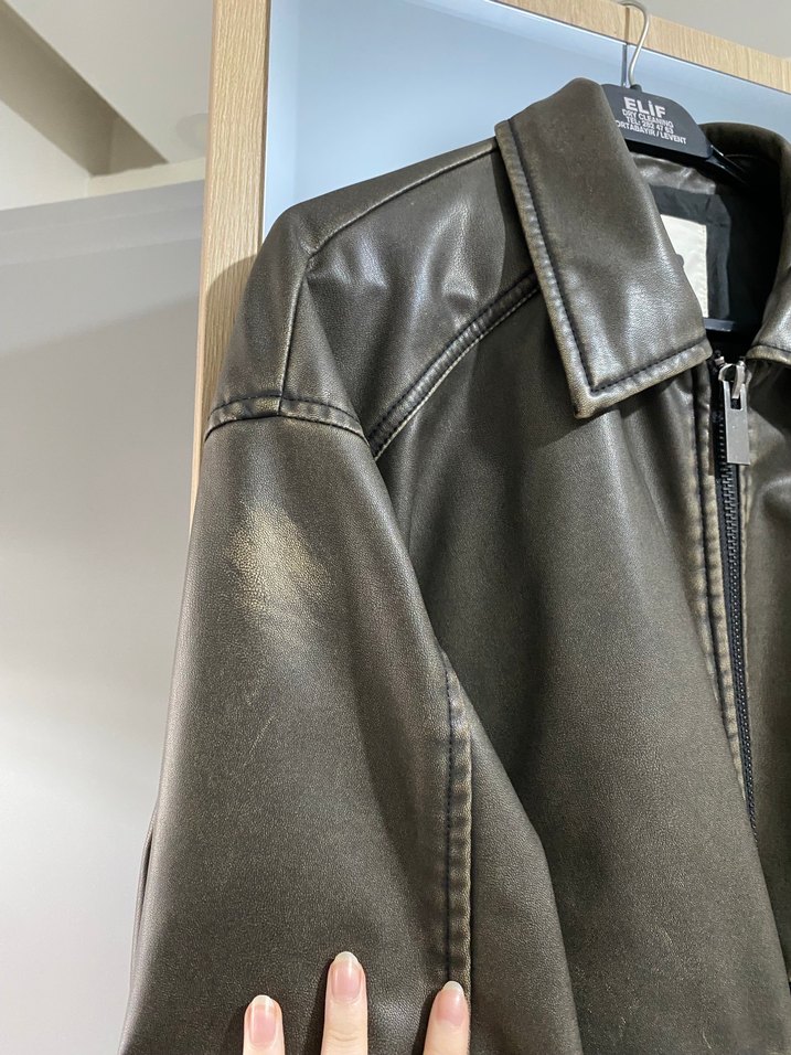 Gevşek Kesim Haki Deri Ceket - Görsel 3