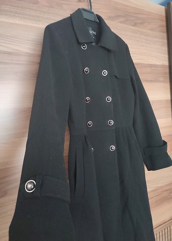 Çift Düğmeli Siyah Kaban - Görsel 3