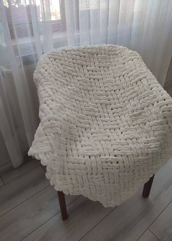 Beyaz Örgü Bebek Battaniyesi - Görsel 4