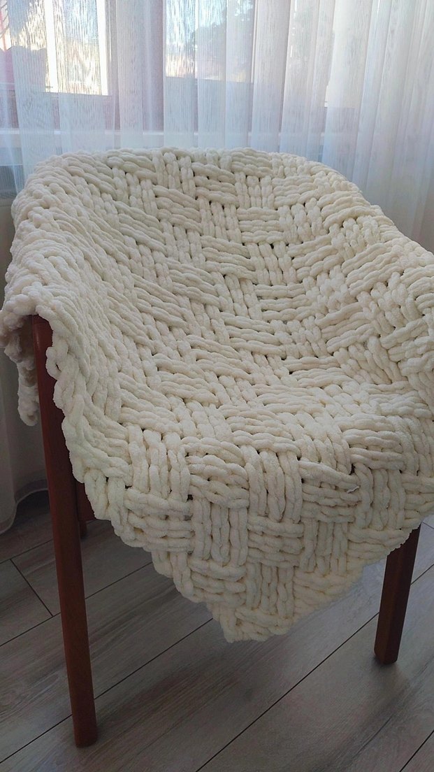 Beyaz Örgü Bebek Battaniyesi - Görsel 2