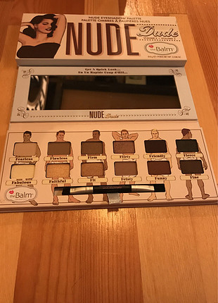 Nude the balm palet far 