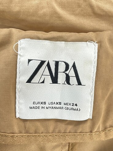 xs Beden çeşitli Renk Zara Trenchcoat %70 İndirimli.