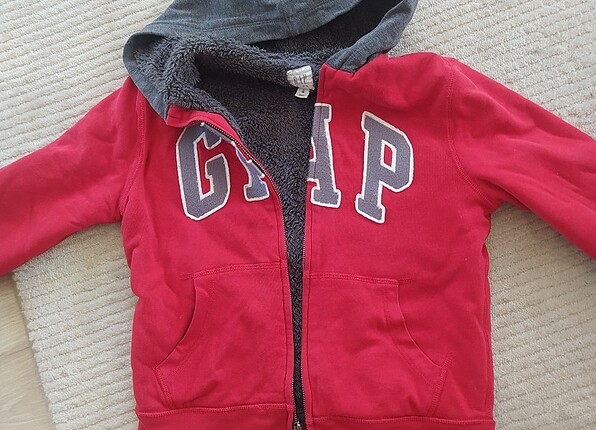GAP kids orjinal 8 yaş erkek çocuk kapsonlu