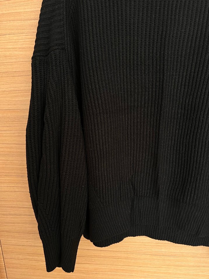 Kadın Siyah Boğazlı Salaş Triko Kazak - Görsel 3