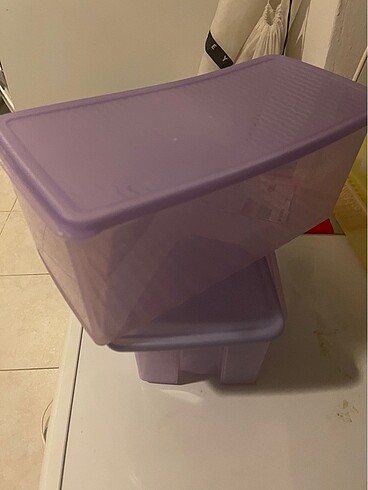 Tupperware saklama kabı