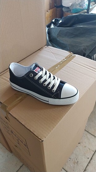 Converse Converse