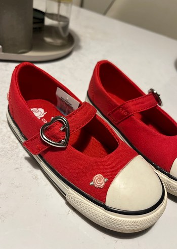 Converse Kız Çocuk Kırmızı Tokalı Babet - Görsel 2