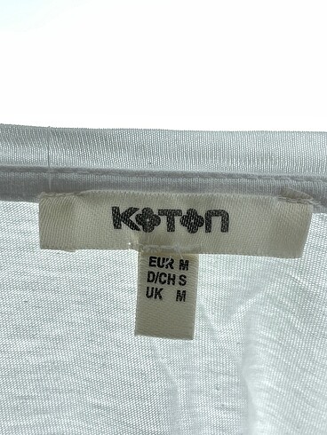 m Beden beyaz Renk Koton T-shirt %70 İndirimli.