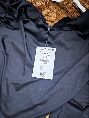 s Beden bershka asimetrik siyah bluz