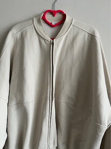 m Beden zara fermuarlı krem sweatshirt