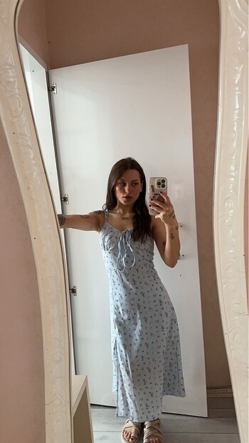 s Beden Çiçekli elbise