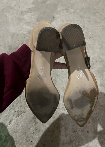 Diğer Bej Süet Tokalı Stiletto Kadın Ayakkabı