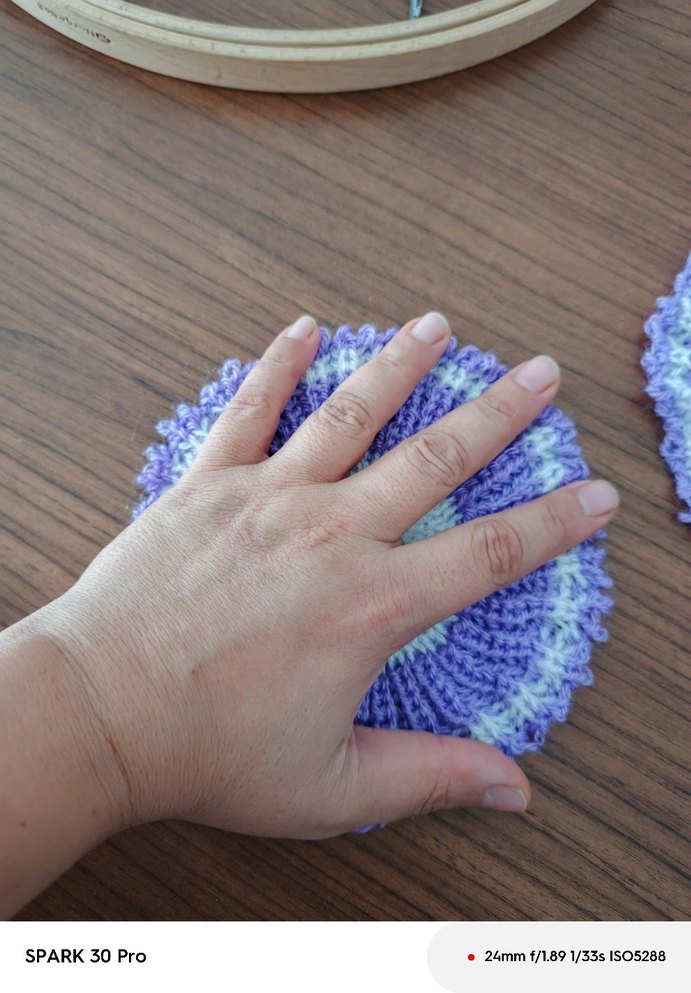 Mor ve Beyaz Örgü Banyo Süngeri - Görsel 2