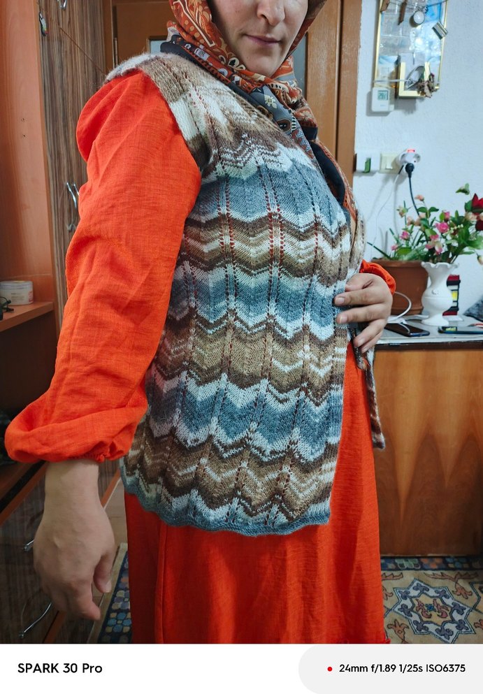 Bohem V Yaka Örgü Yelek - Görsel 3