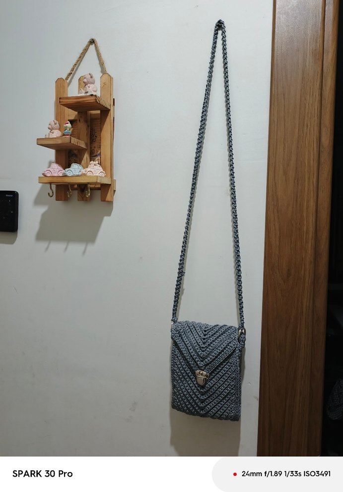 Gri Örgü Kadın Çanta Zincir Askılı - Görsel 2