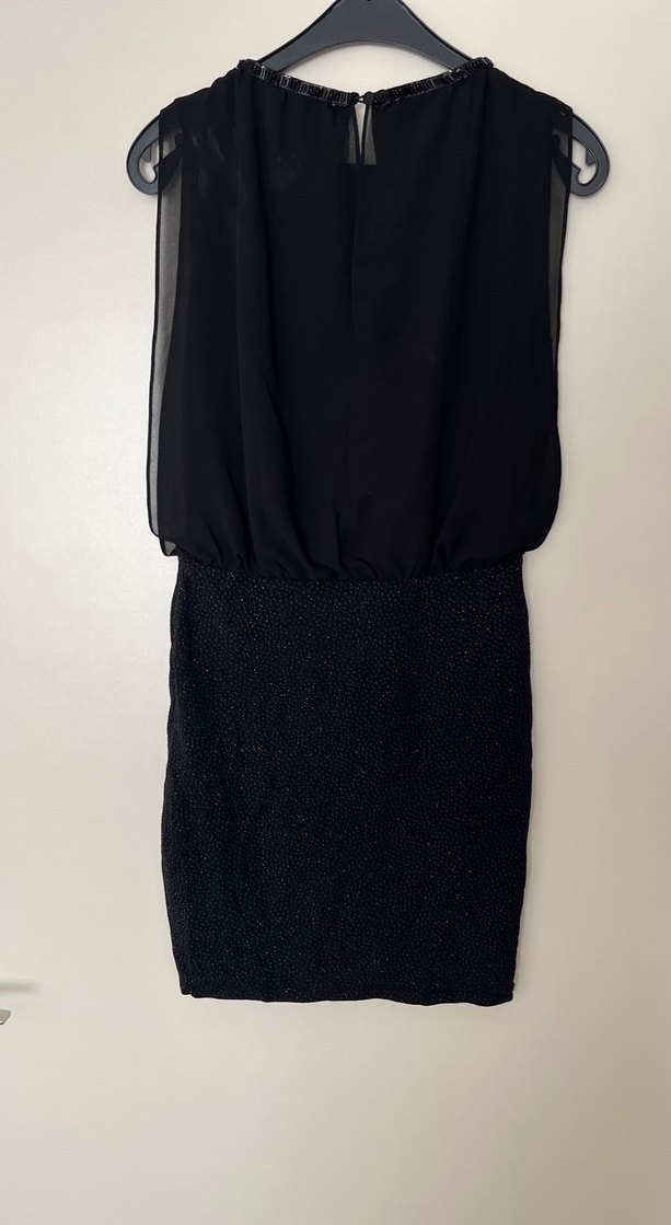 Siyah Midi Kemerli Kolsuz Elbise - Görsel 5