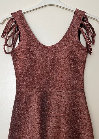 Bordo Parlak Midi V Yaka Askılı Elbise - Görsel 3