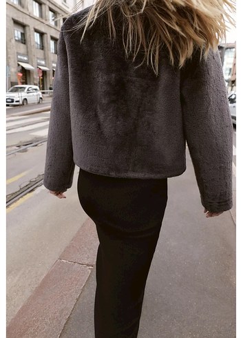 Zara Süslü Düğmeli Suni Kürk Ceket - Görsel 2