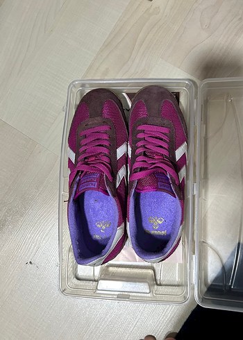 37 Beden Hummel Mor Bağcıklı Kadın Spor Ayakkabı