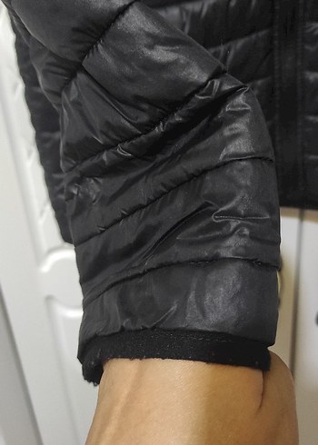 Siyah Kapüşonlu Genç Kız/ Kadın Kışlık Mont - Görsel 4